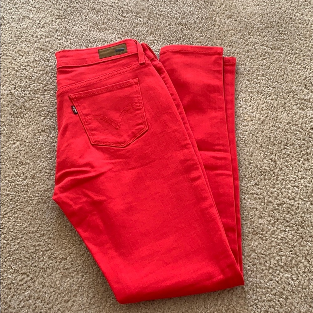 ☘️NWOT ☘️Red LEVIS size 6M W28L32 - Picture 4 of 15